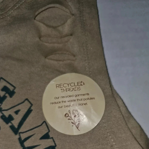 Desert Dreams USA Tour Distressed Crop Top - Picture 2 of 6